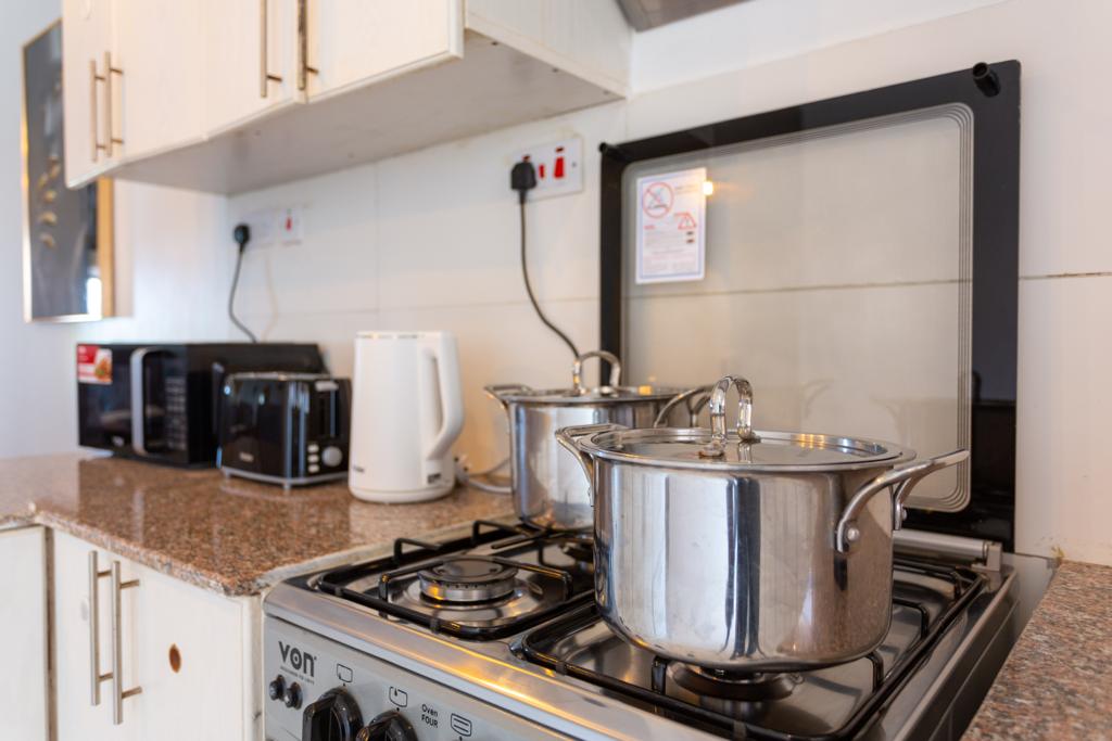 Rosa Mystica Furnished and Serviced Apartments — photo 6