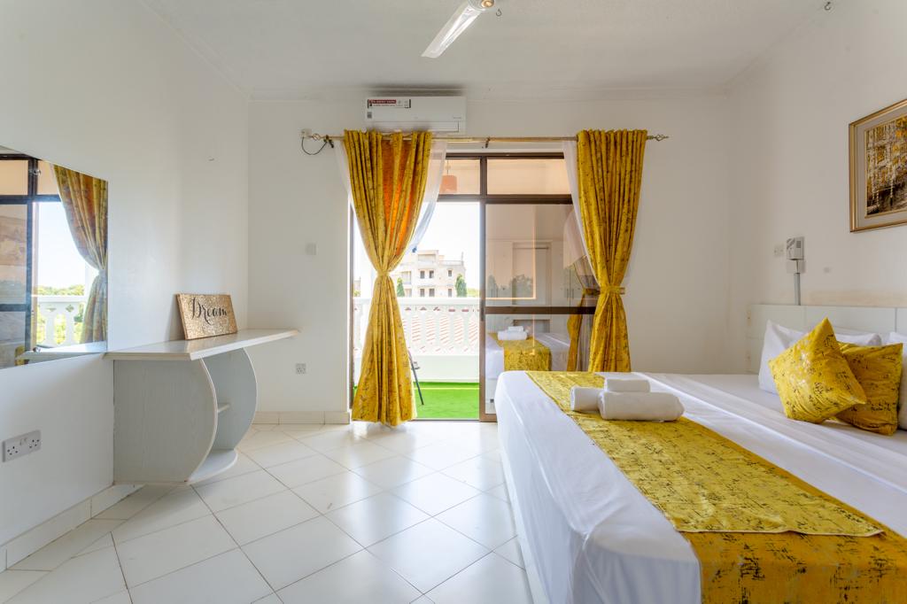 Rosa Mystica Furnished and Serviced Apartments — photo 12